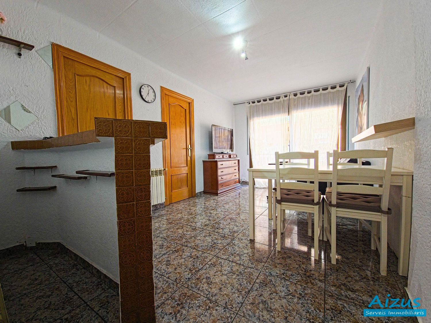 Menjador de Pis en venda en Ripollet amb Calefacció, Forn i Balcó