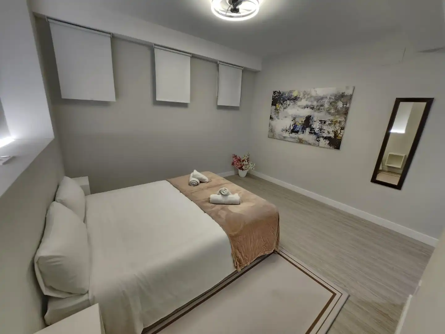 Habitación de Planta baja en venta en Valencia con Aire acondicionado, Terraza y Amueblado
