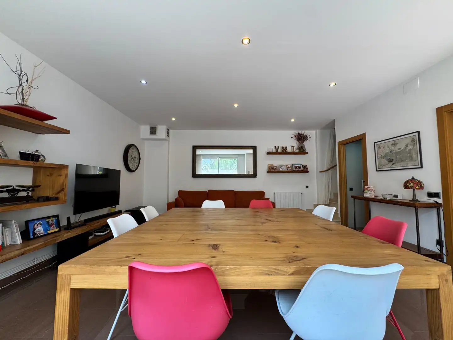 Comedor de Casa adosada en venta en Gavà con Aire acondicionado, Calefacción y Jardín privado