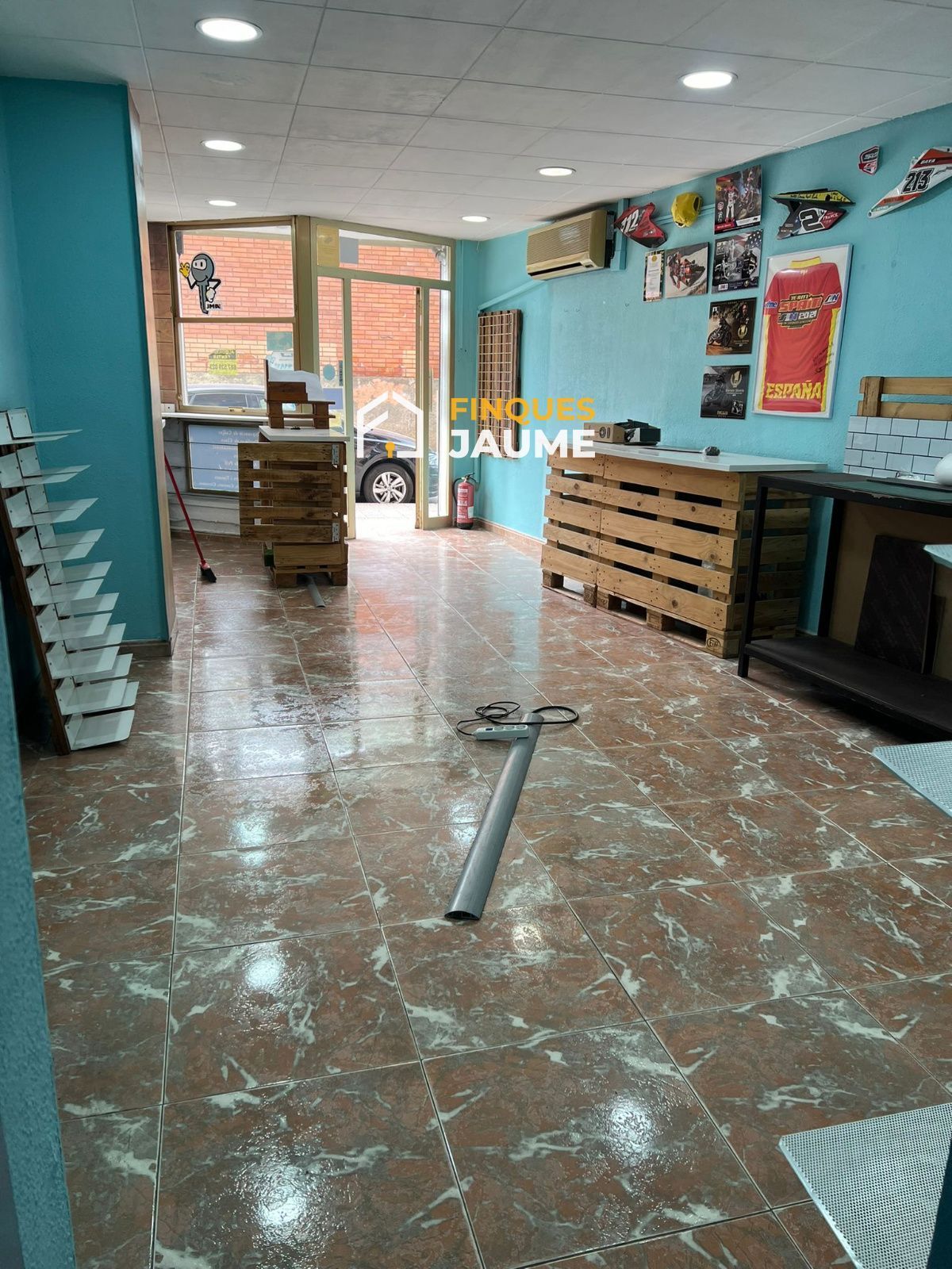 Premises for rent in Bisbe Messeguer, Instituts - Universitat