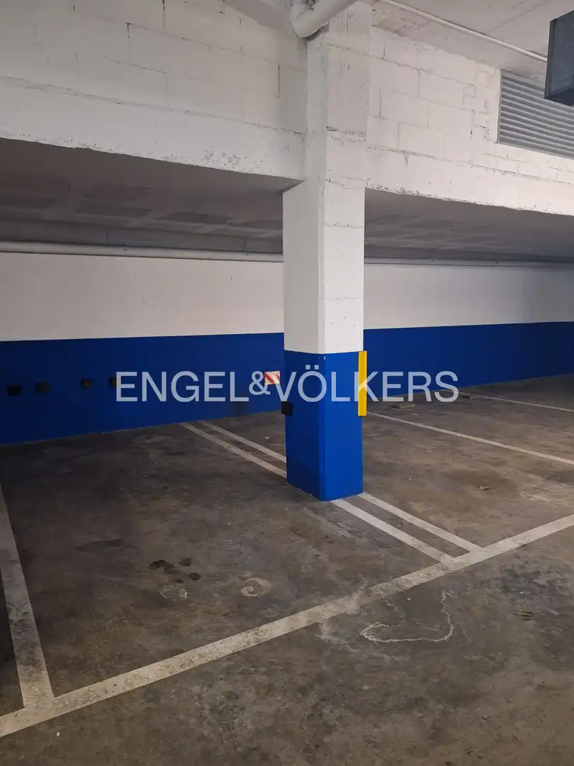 Parking of Flat for sale in Sant Feliu de Llobregat  with Heating, Terrace and Storage room