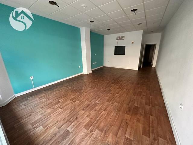 Local comercial en Alquiler en Centro