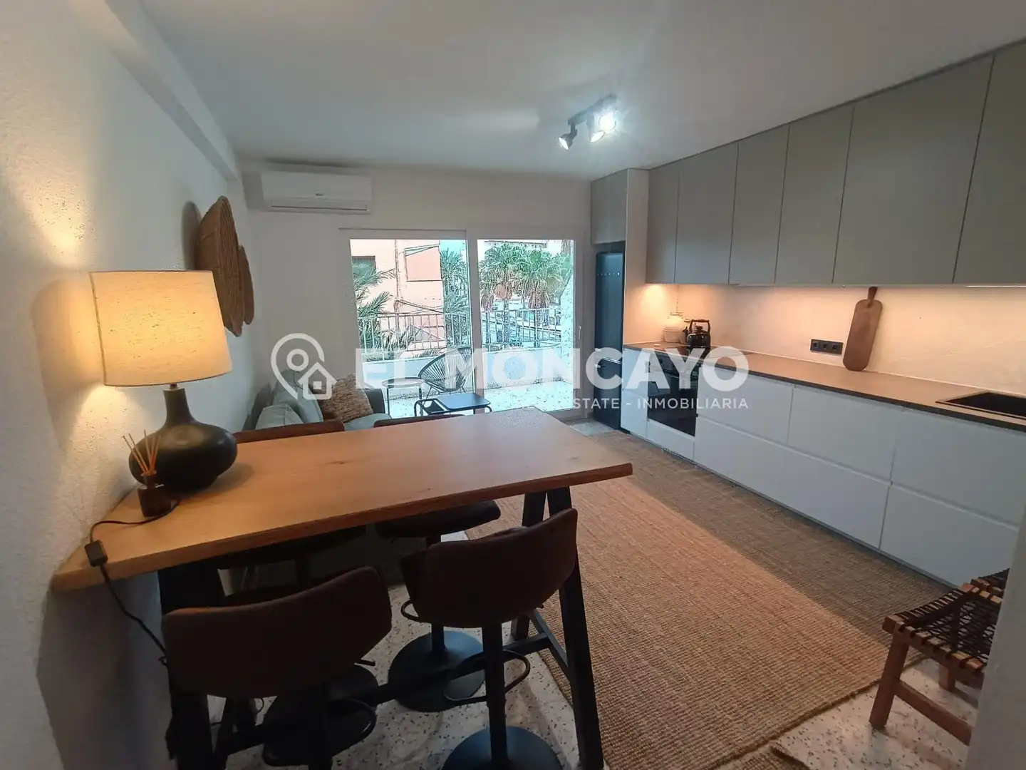 Sala de estar de Apartamento en venta en Guardamar del Segura con Aire acondicionado, Calefacción y Terraza