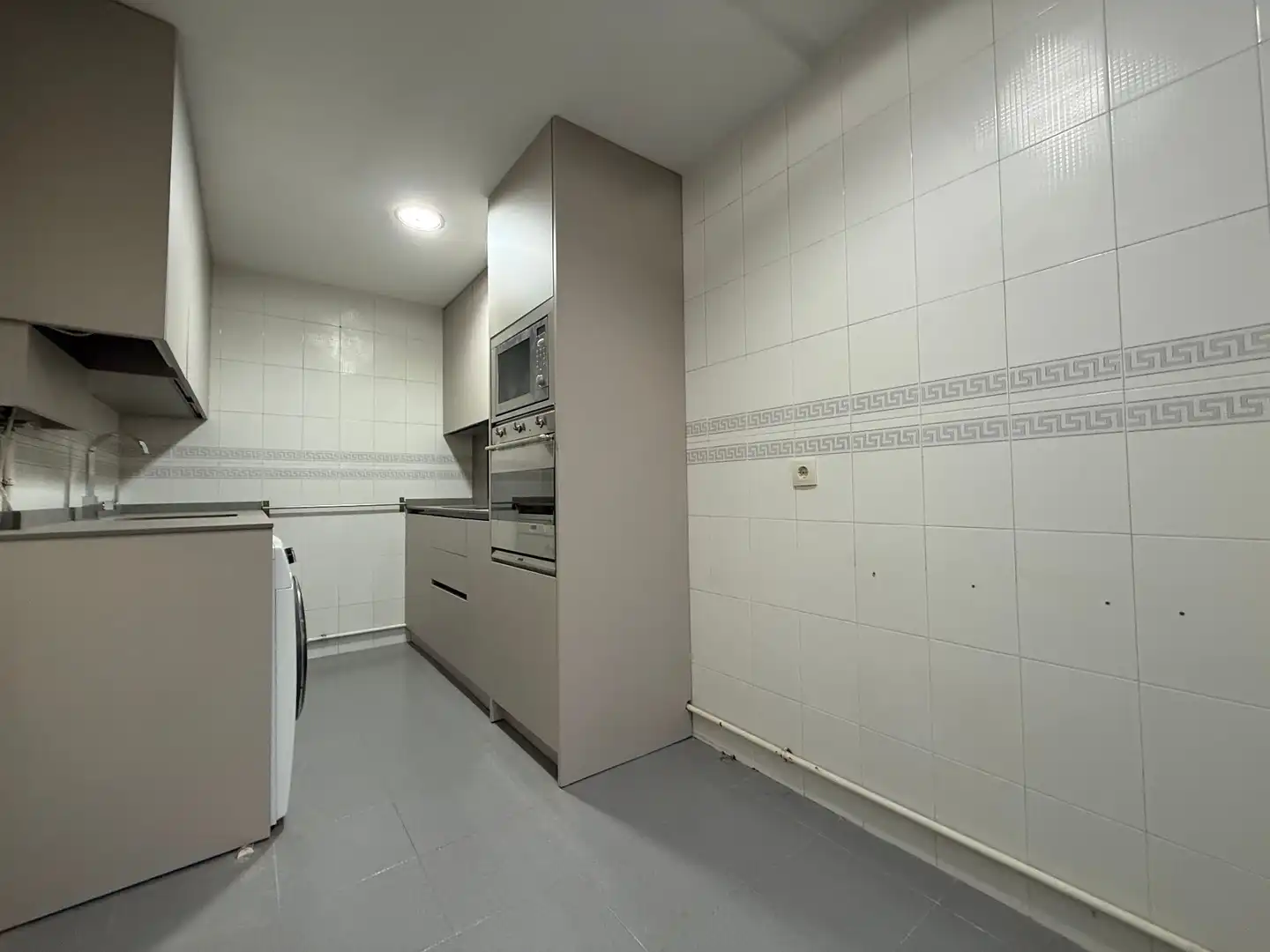 Cocina de Dúplex en venta en Pozuelo de Alarcón con Aire acondicionado, Trastero y Piscina comunitaria