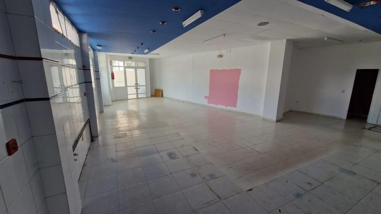 Local comercial en venda a Zona Alta, imagen 4