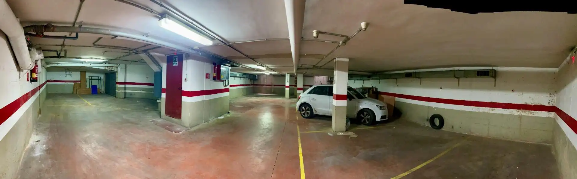 Parkplatz von Garage zum Verkauf in Martorell