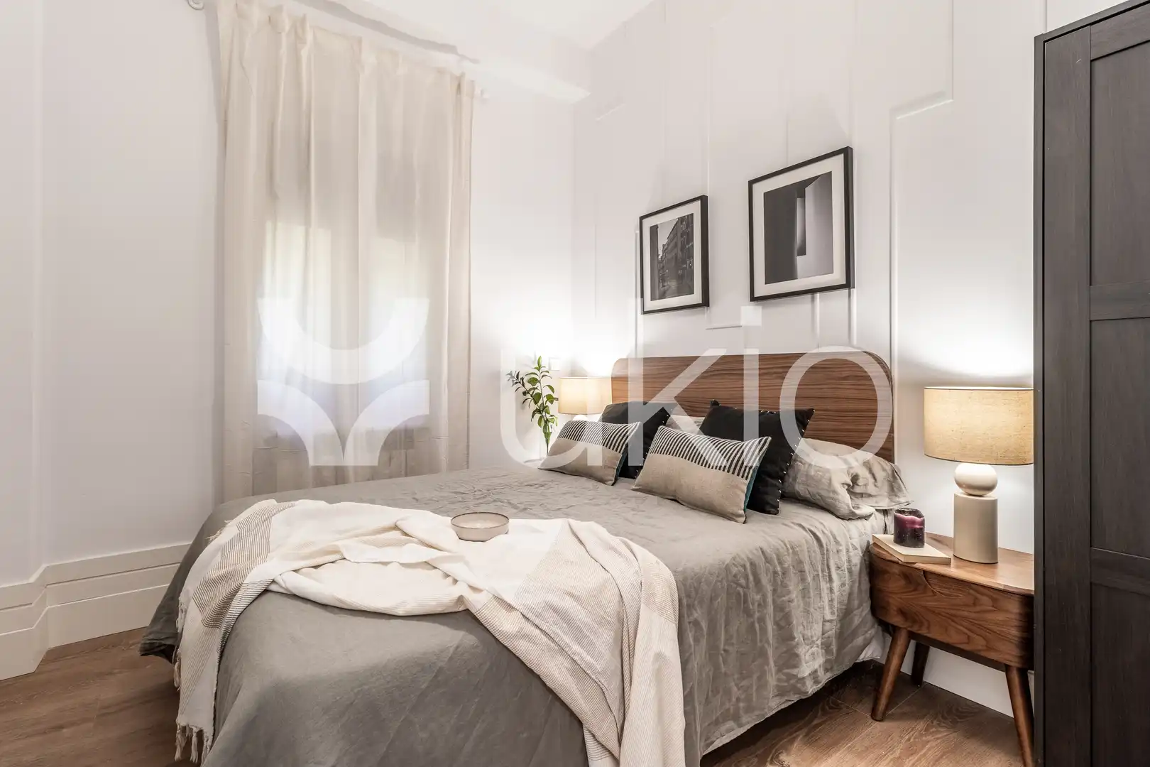 Bedroom of Flat for rent in Madrid  with Air Conditioner, Heating and Furnished