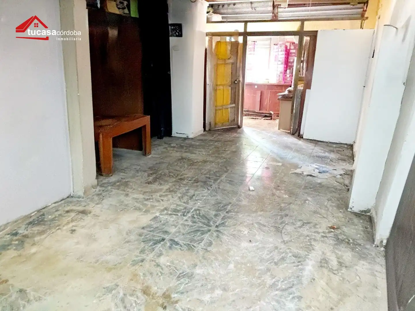 Local comercial en venda a Sur, imagen 2