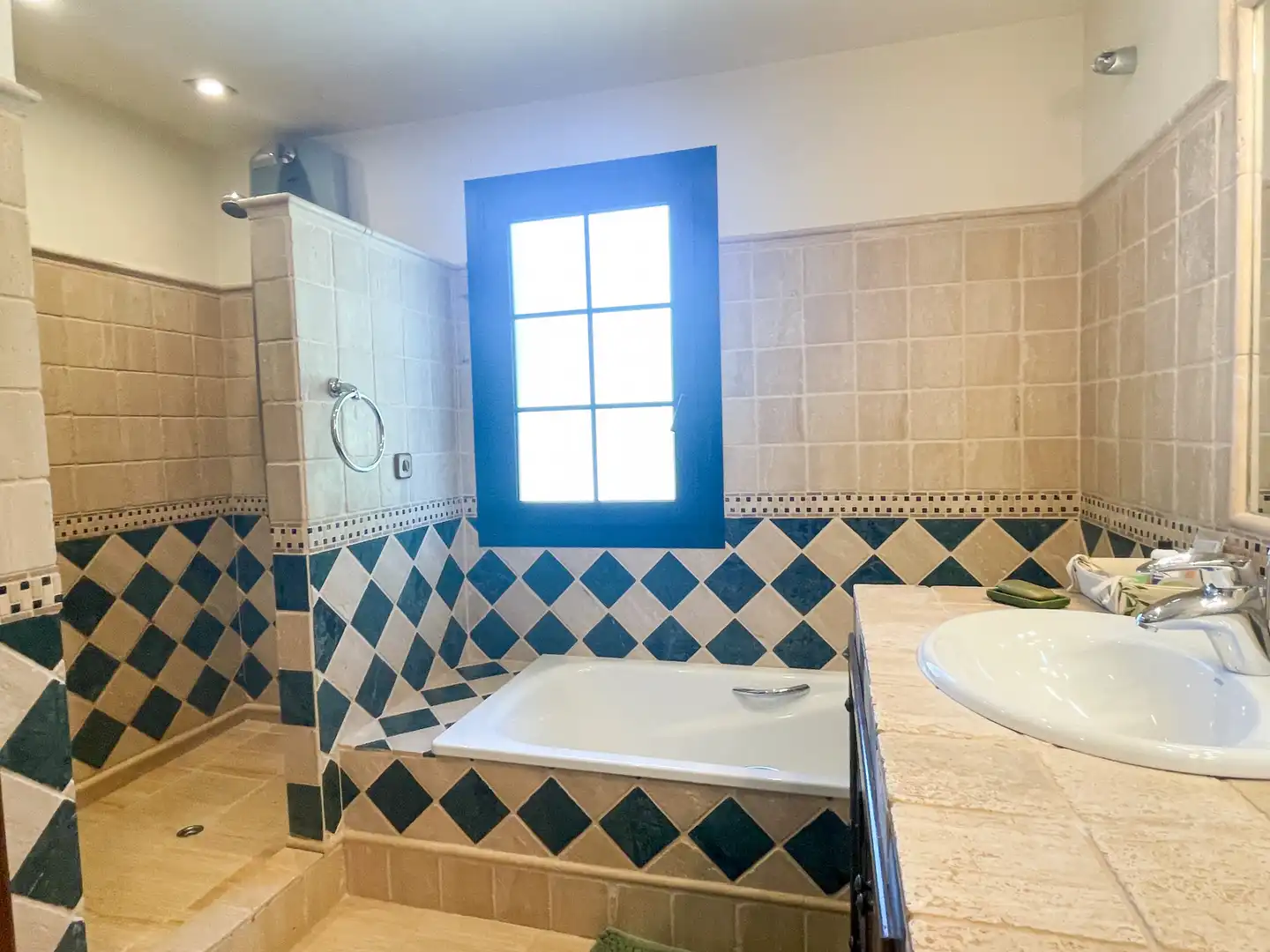 Casa amb terrassa en venda a Villanueva de la Concepción, imagen 19