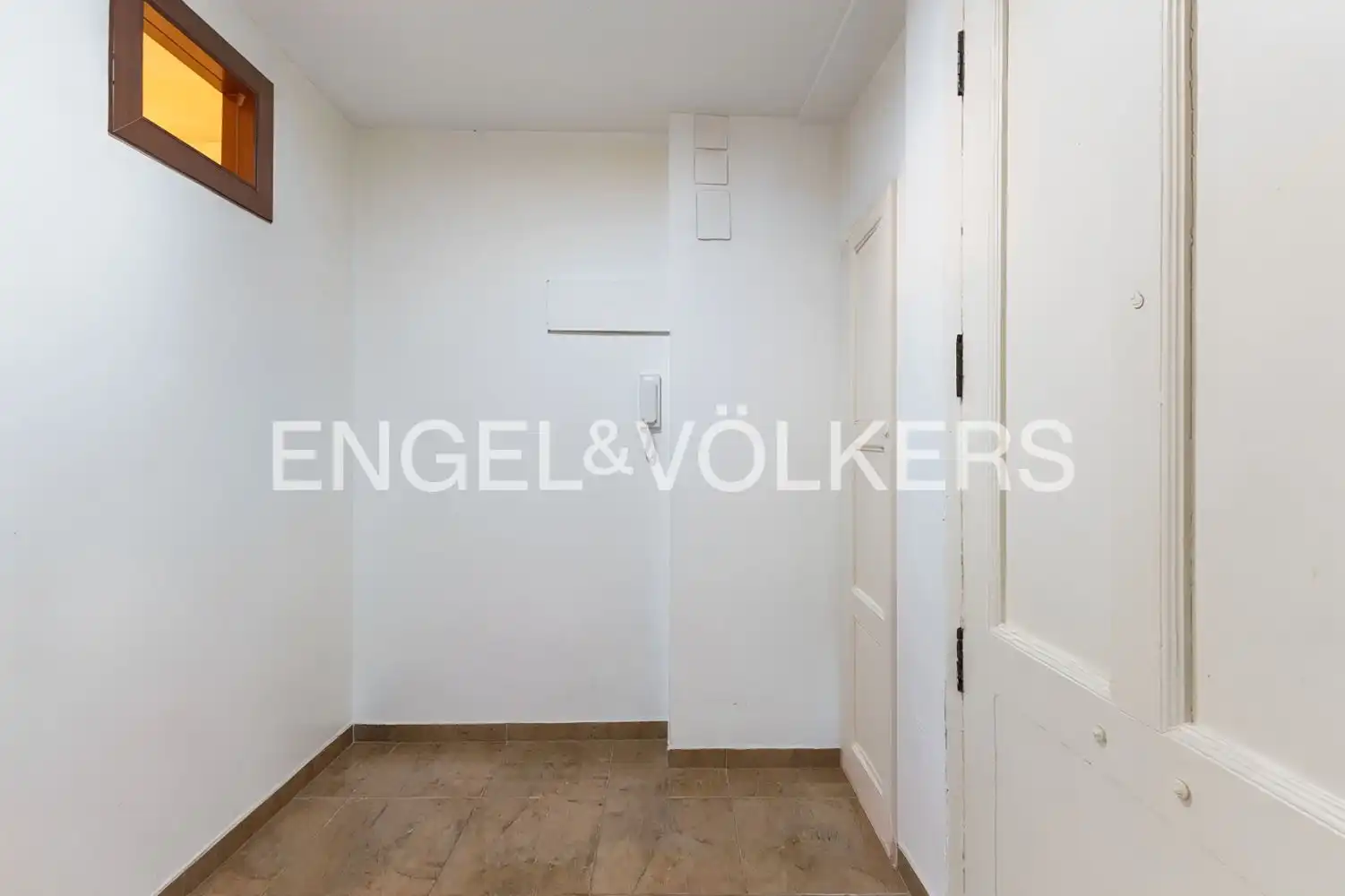Flat for sale in Valencia  with Heating, Terrace and Storage room