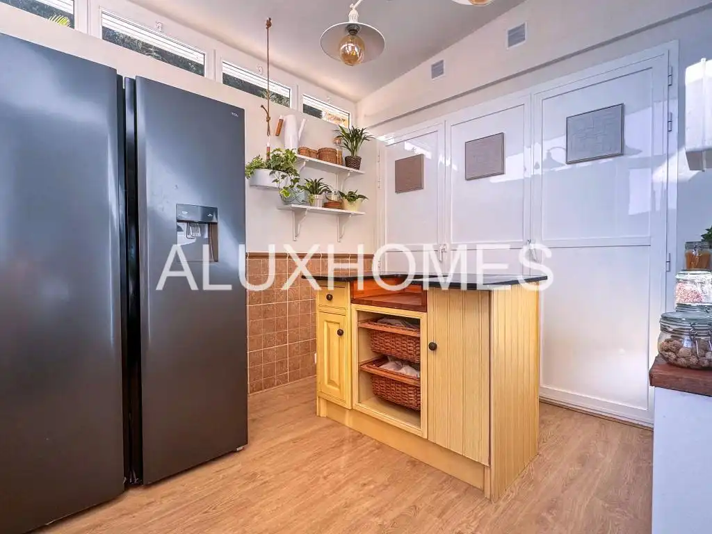 Cocina de Casa o chalet en venta en La Alcaidesa con Aire acondicionado, Calefacción y Jardín privado