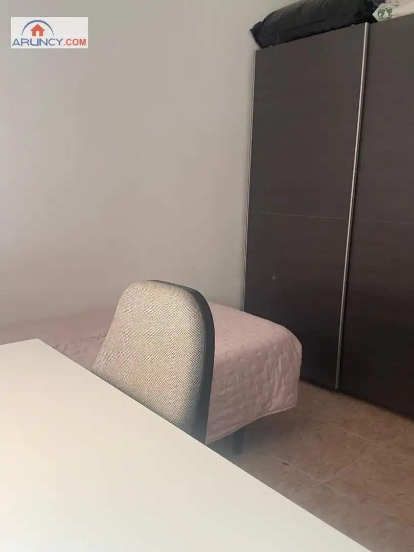 Habitación de Piso de alquiler en Sevilla con Aire acondicionado, Calefacción y Amueblado