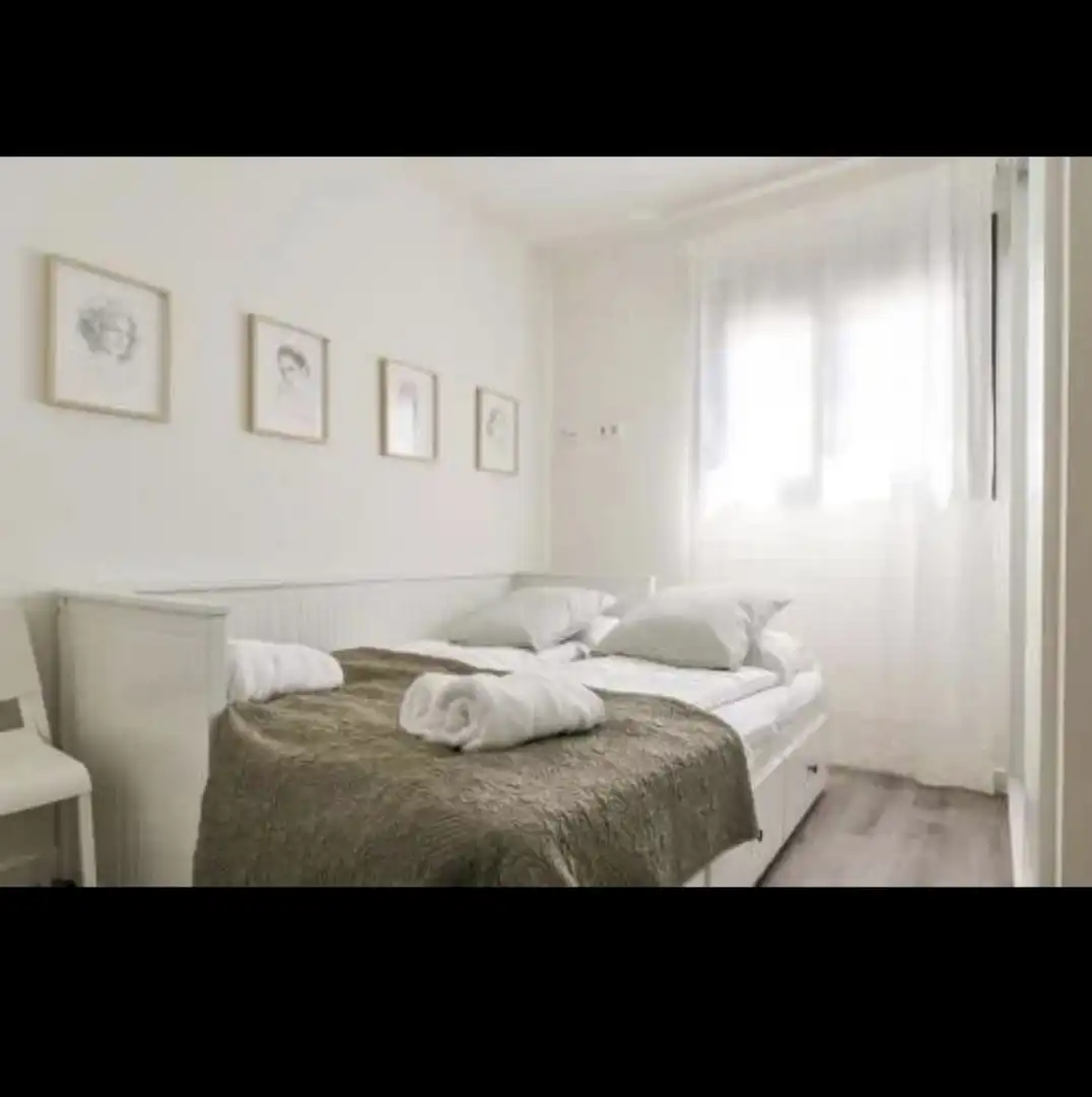 Habitación de Piso en venta en Málaga con Aire acondicionado y Piscina comunitaria