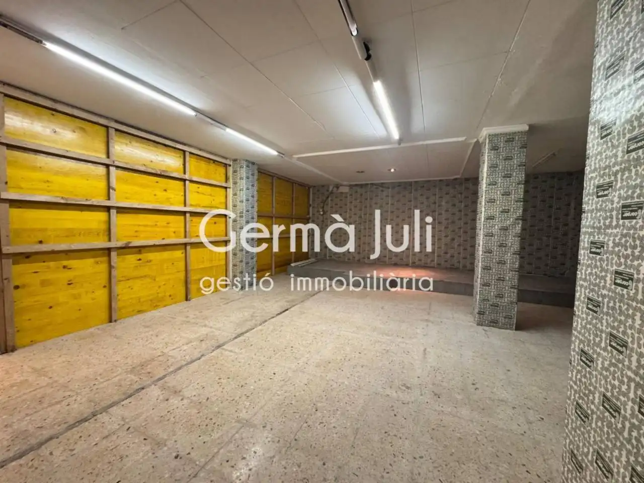 Local comercial en venta en Centre, imagen 3
