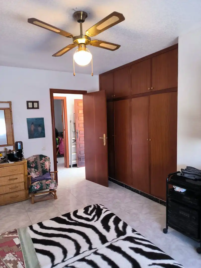 Casa adosada en venta en Orihuela con Aire acondicionado, Calefacción y Jardín privado