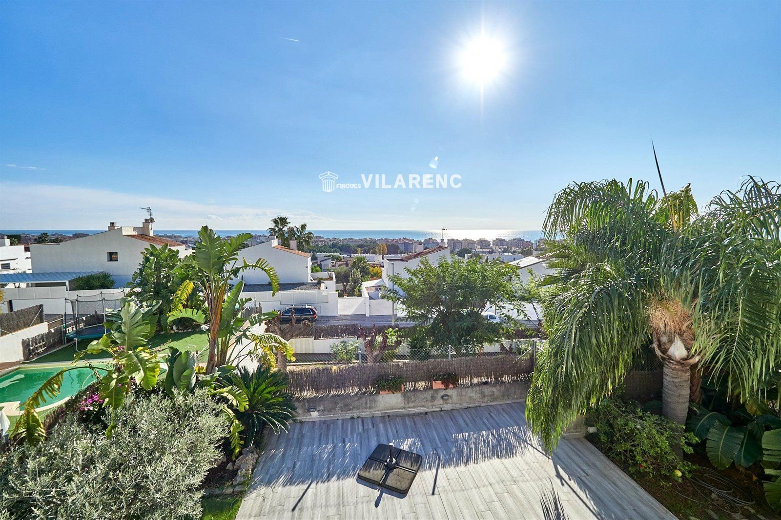 Vista exterior de Casa adosada en venda en Calafell amb Calefacció, Terrassa i Piscina
