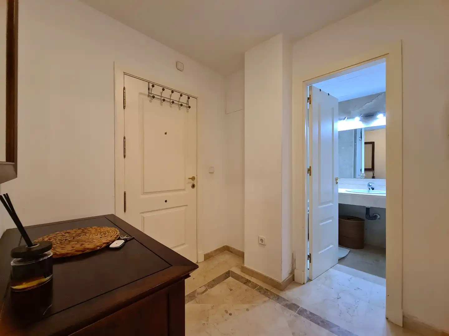 Apartament en venda en Sotogrande amb Jardí privat, Terrassa i Moblat