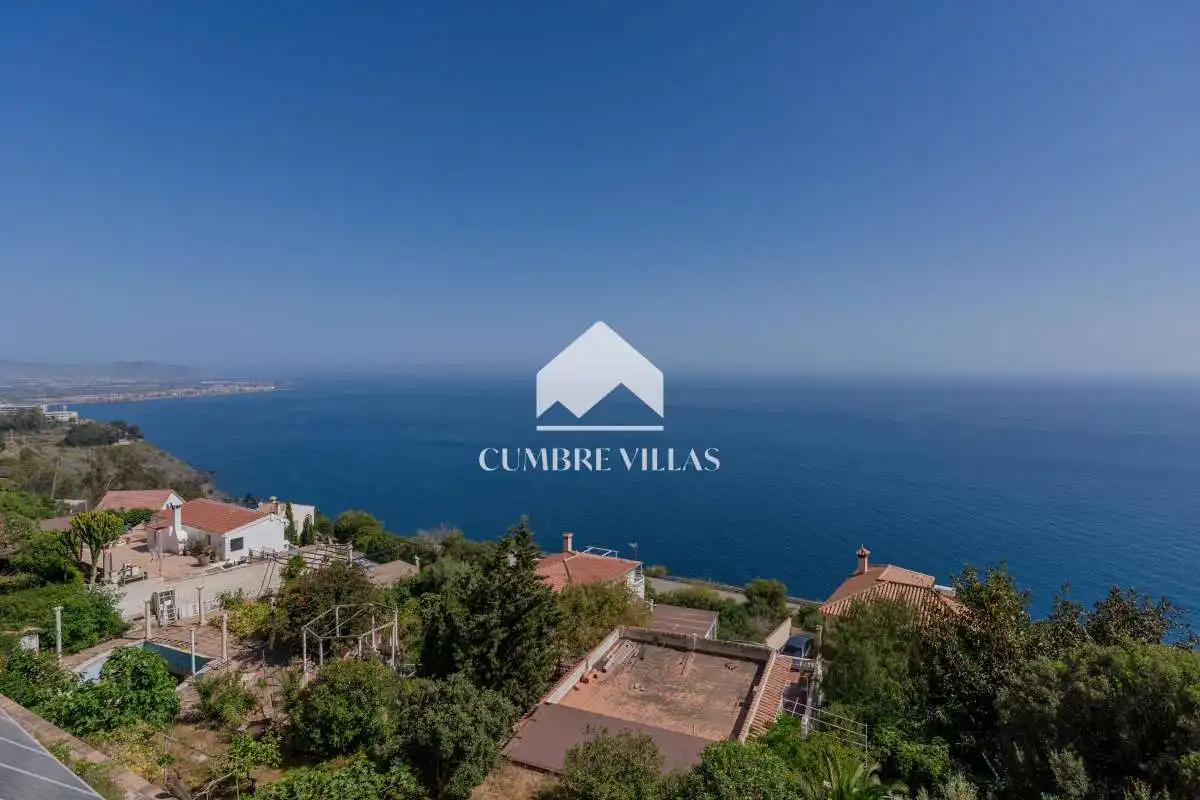 Exterior view of Houses for sale in Salobreña  with Private garden, Terrace and Storage room