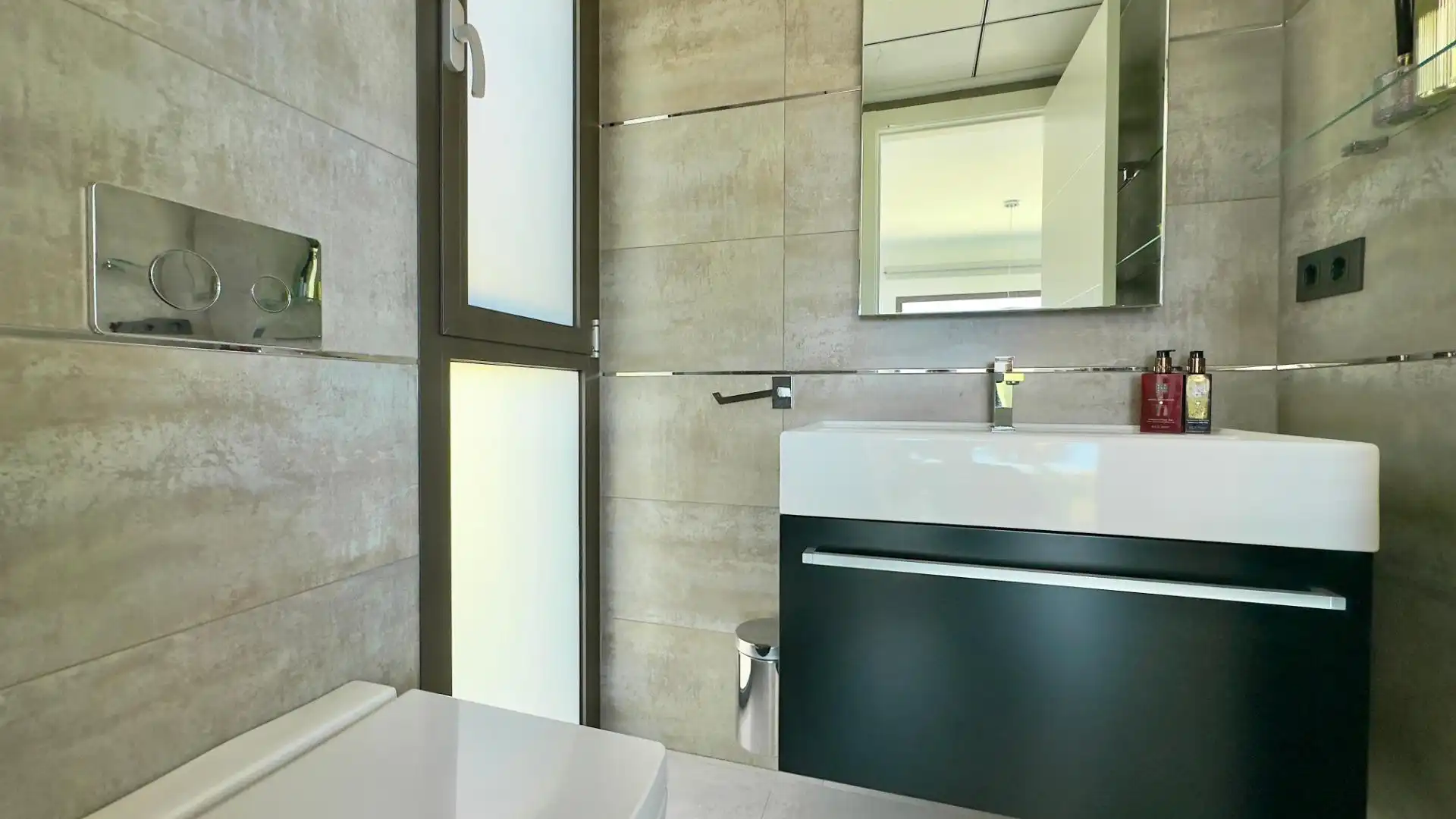 Bathroom of Houses for sale in Jávea / Xàbia  with Air Conditioner, Heating and Private garden