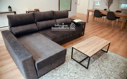 Living room of Flat for sale in Salamanca Capital  with Terrace