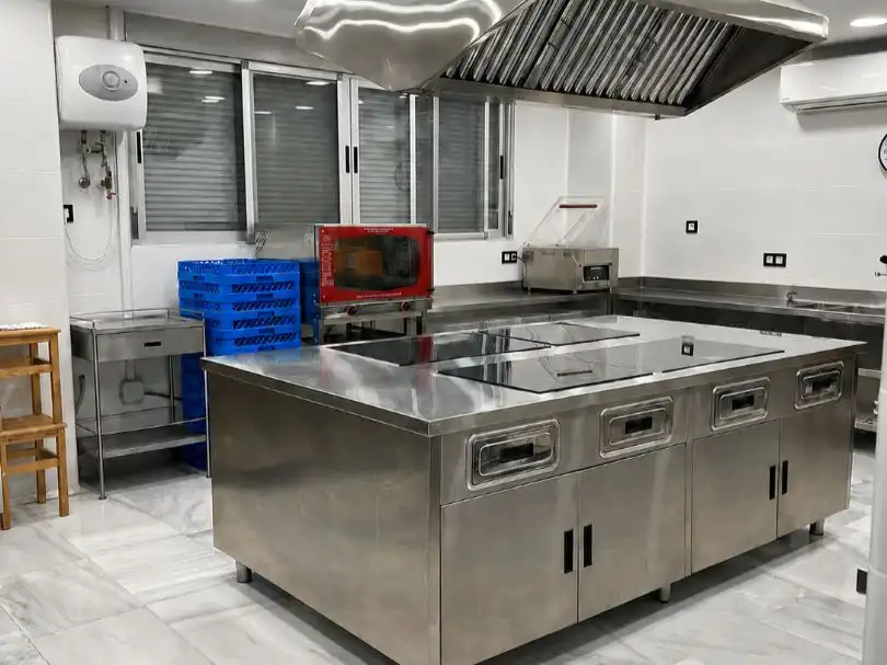 Cocina de Local en venta en Madrid con Aire acondicionado, Calefacción y Alarma