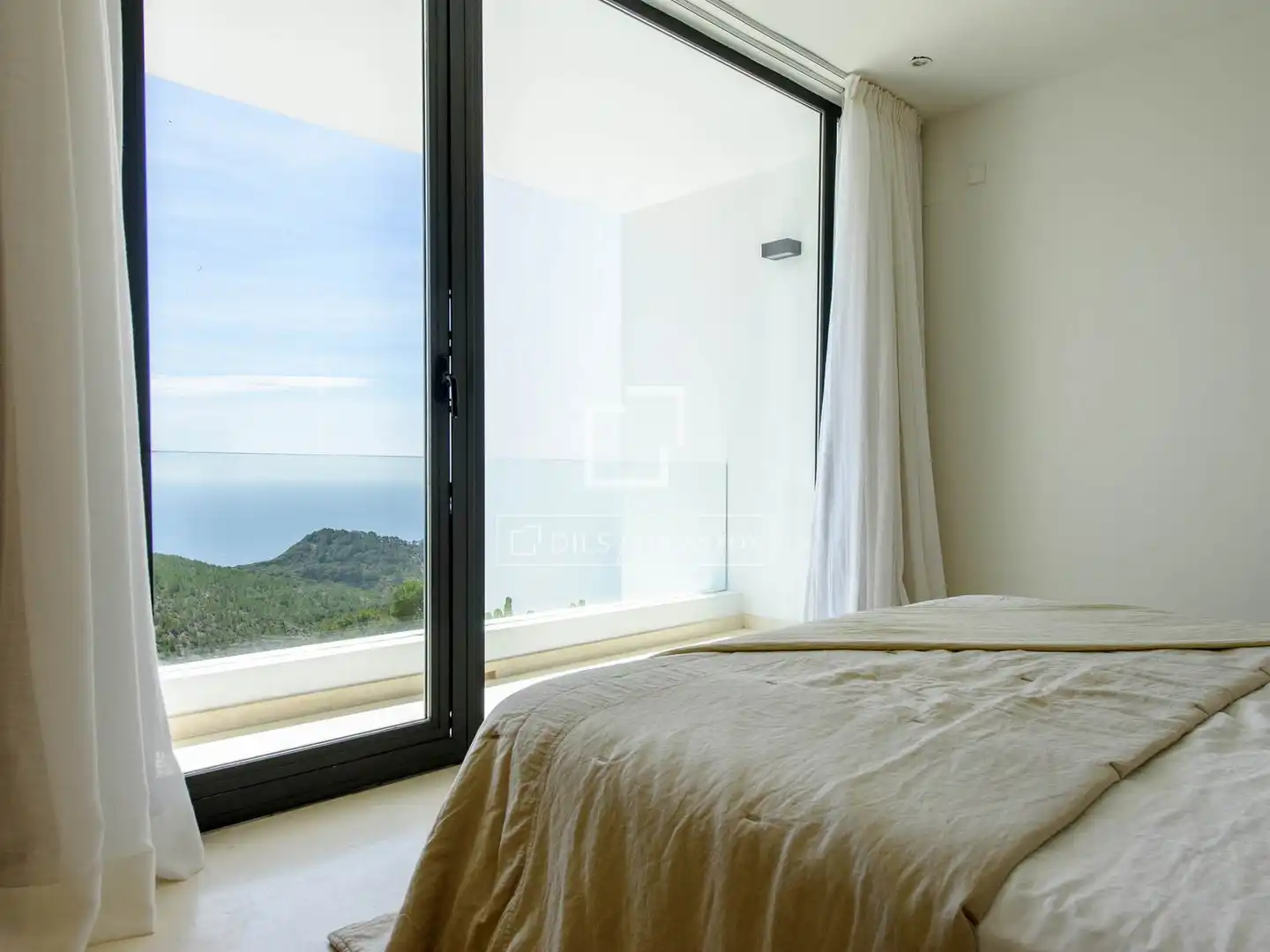 Bedroom of Houses for sale in Santa Eulària des Riu  with Air Conditioner and Swimming Pool