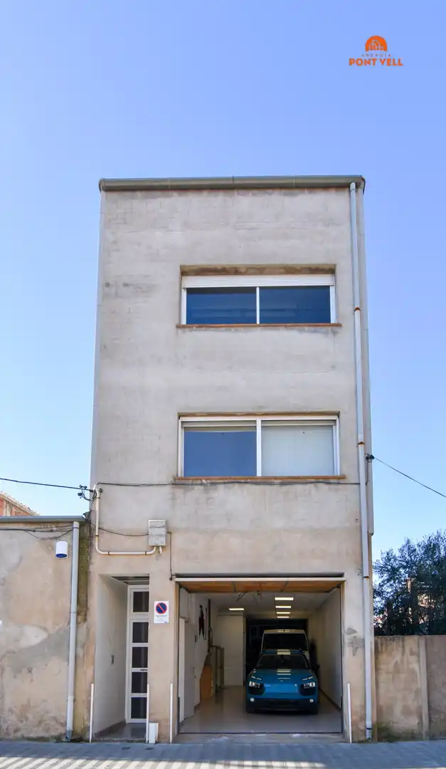 Casa aparellada amb terrassa en venda a La Bisbal d'Empordà, imagen 45