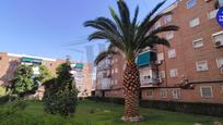 Exterior view of Flat for sale in  Madrid Capital  with Terrace