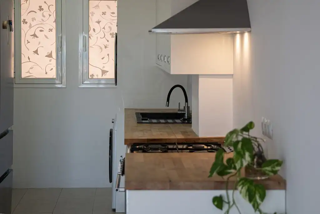 Küche von Erdgeschoss zum Verkauf in Benalmádena mit Klimaanlage, Terrasse und Gemeinschaftspool