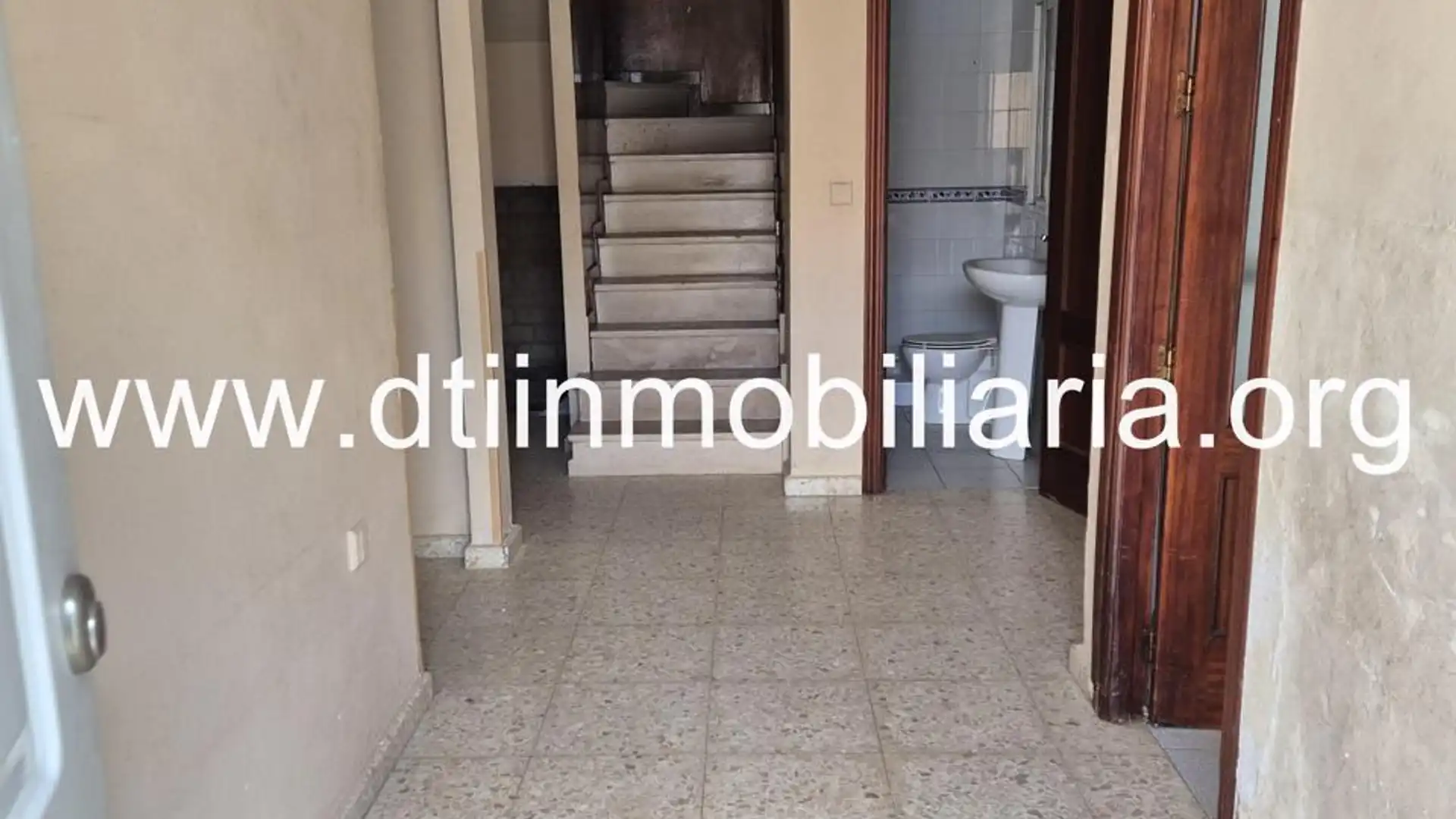 Bedroom of Houses for sale in Villalba del Alcor