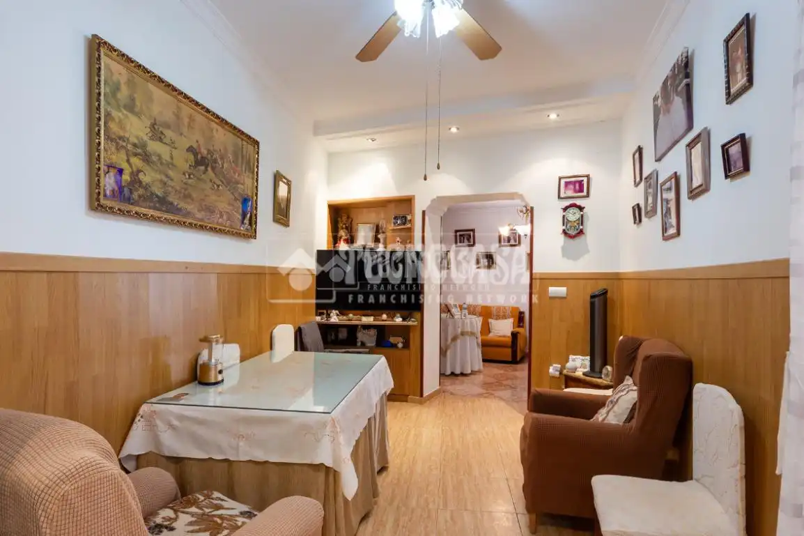 Living room of Detached homes for sale in Vélez-Málaga  with Furnished
