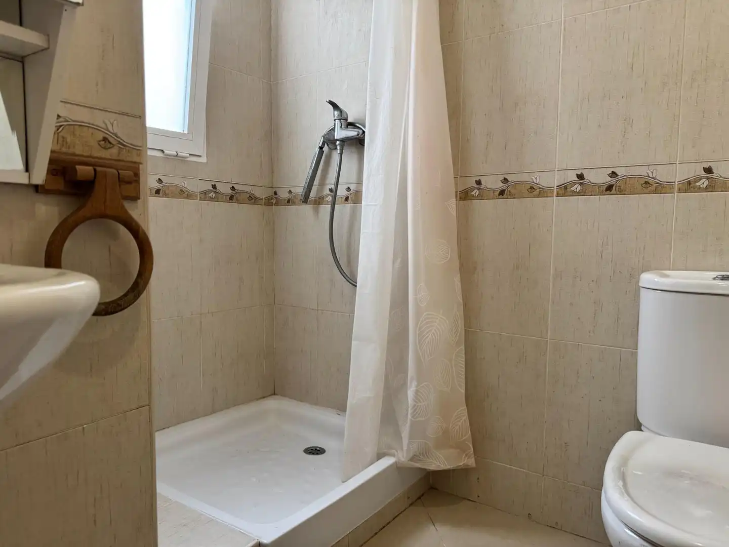 Bathroom of Flat for sale in Polop  with Air Conditioner, Terrace and Balcony