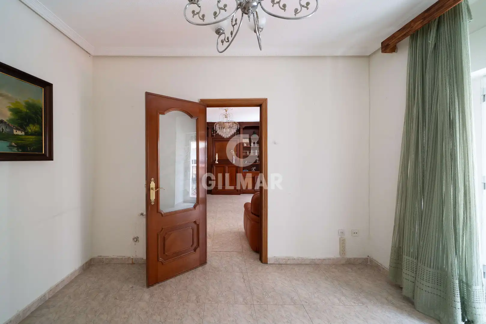 Piso en venta en Madrid con Calefacción y Trastero