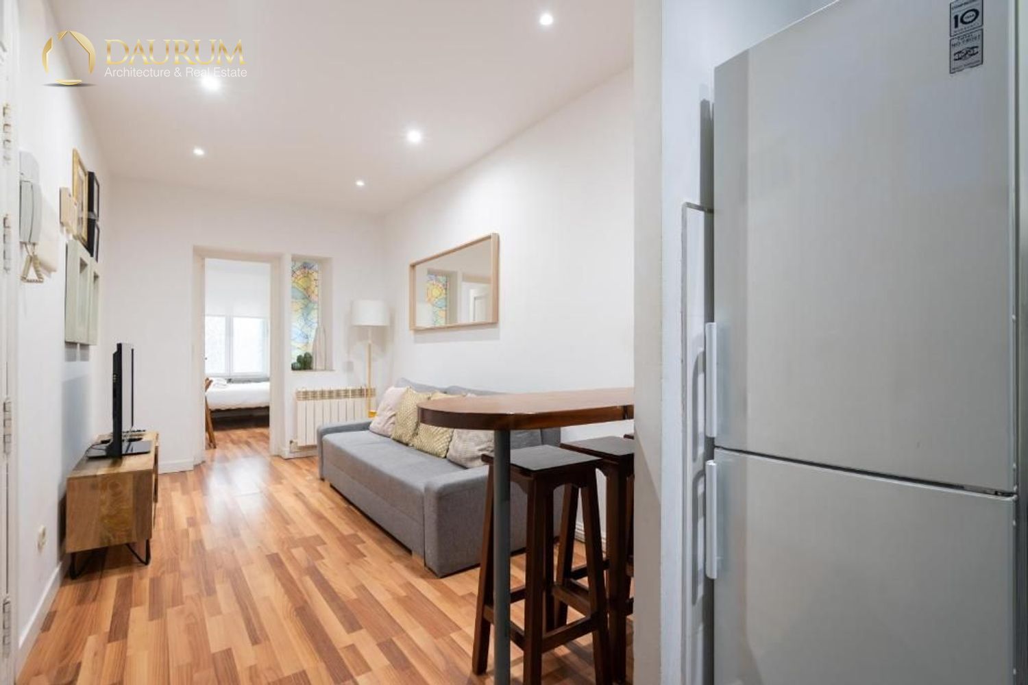 Vista exterior de Pis en venda en  Madrid Capital amb Calefacció, Terrassa i Moblat