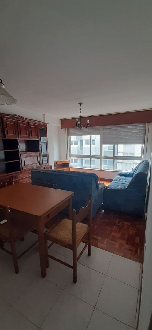 Living room of Apartment to rent in Santiago de Compostela   with Heating, Parquet flooring and Furnished