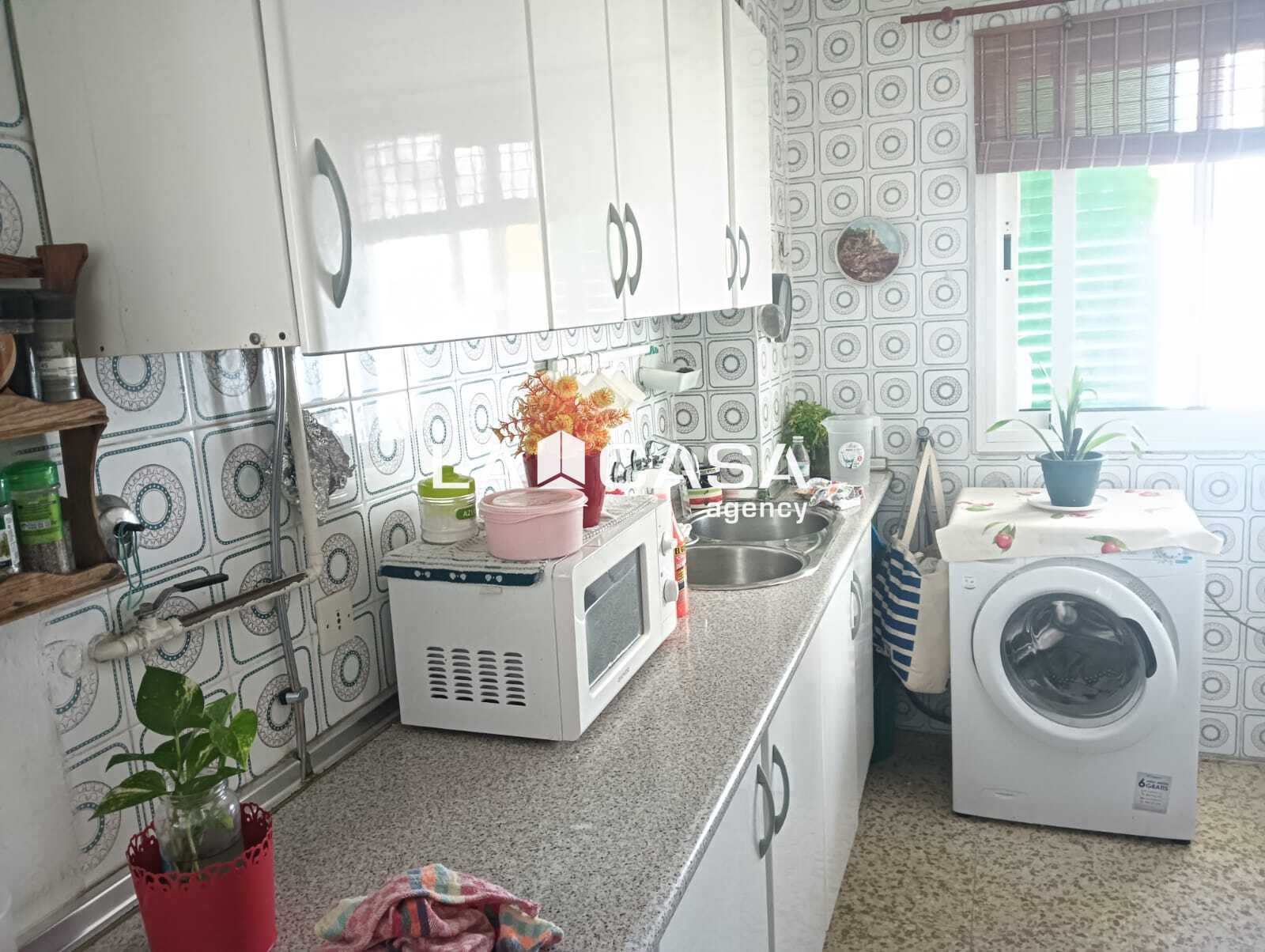 Kitchen of Flat for sale in Algeciras