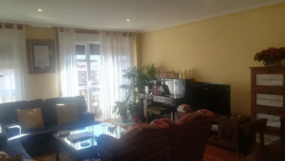 Sala d'estar de Dúplex en venda en Ponferrada amb Aire condicionat, Calefacció i Terrassa
