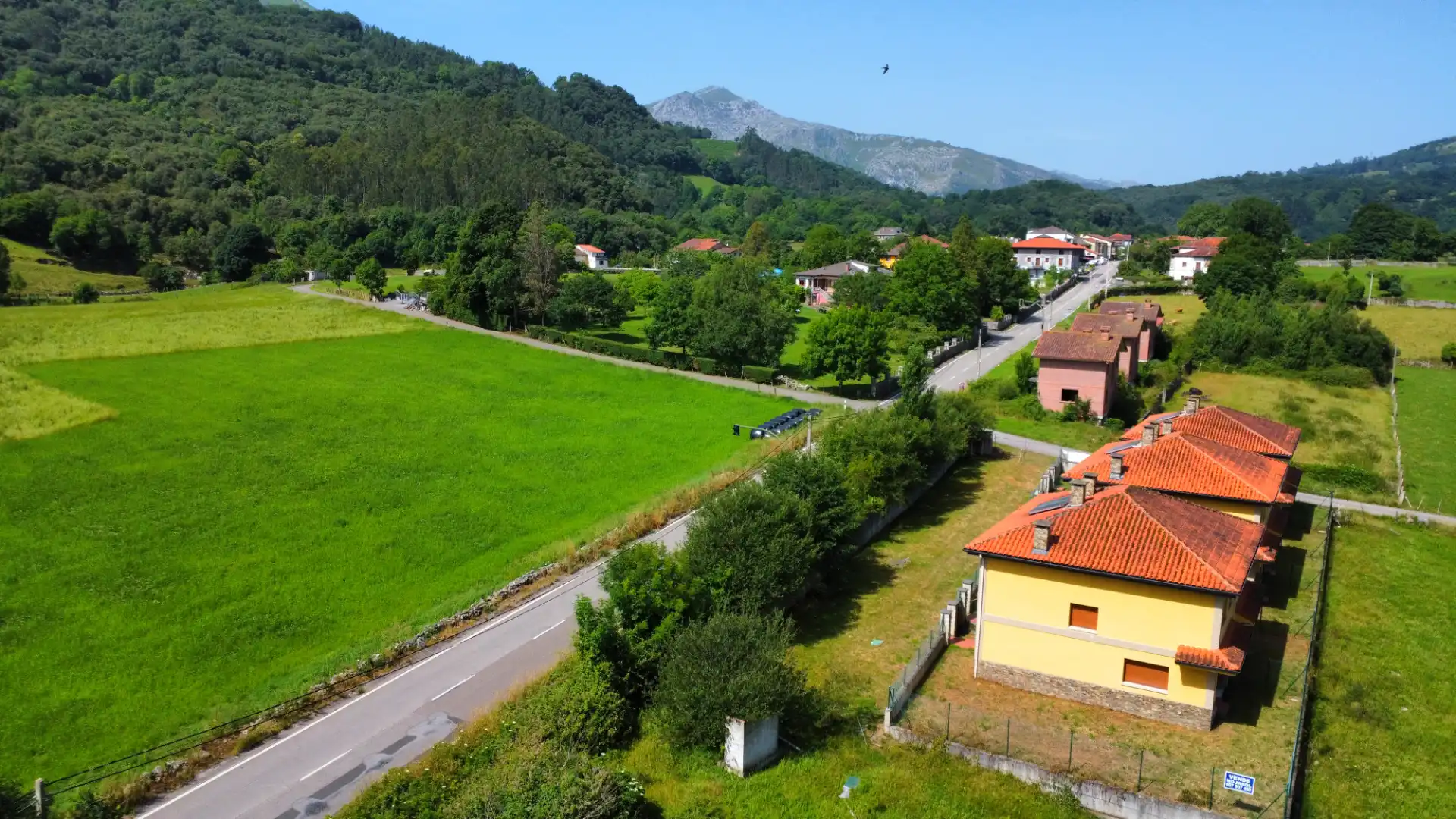 Casa adosada en venta en CA-261, Ruesga