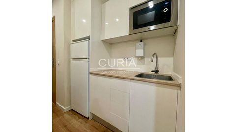Apartamento en Eix comercial al lado de la Plaza Sant Joan para uso  DE DESPACHO., imatge 3