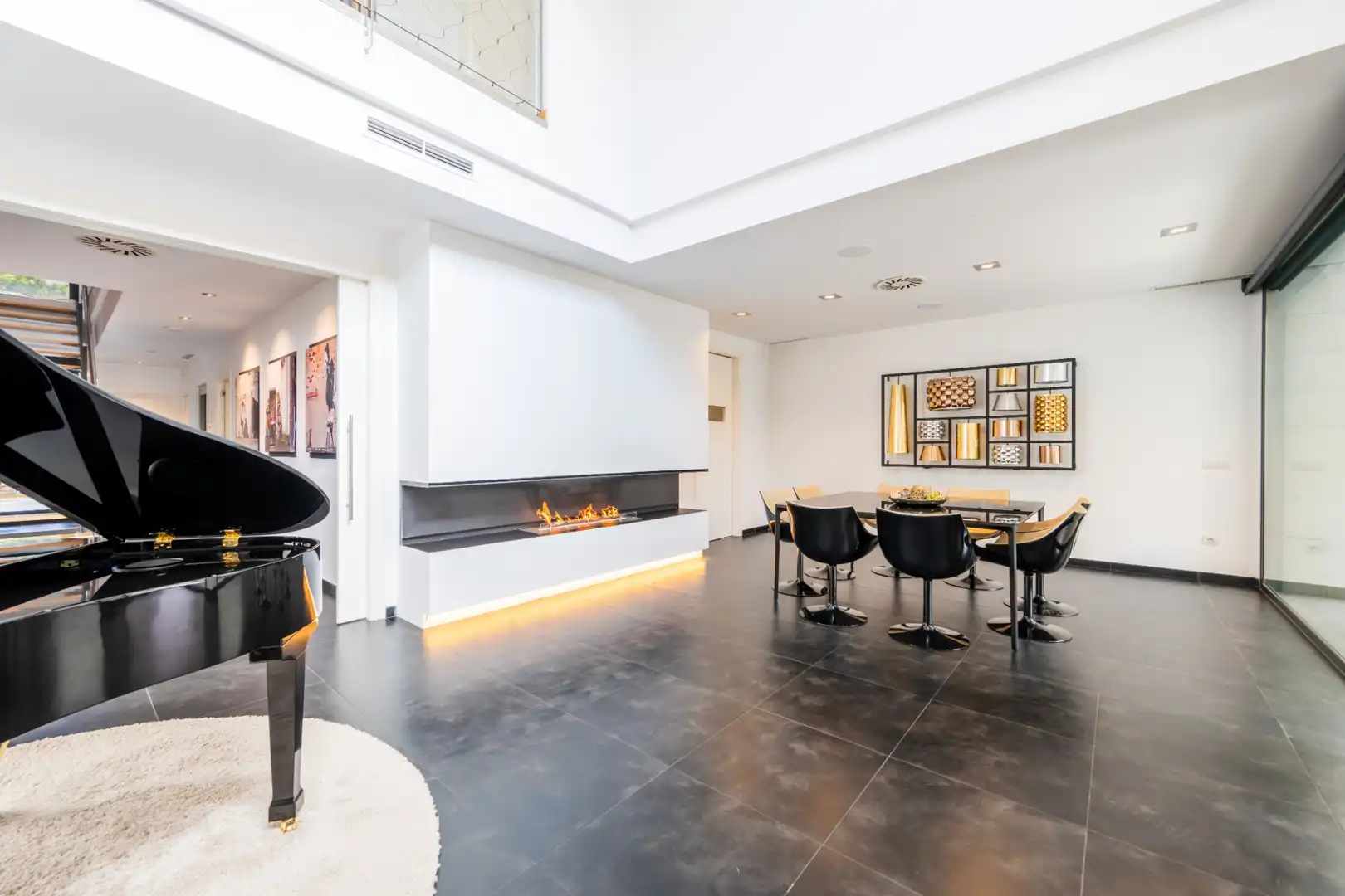 Sala de estar de Casa o chalet en venta en Sant Cugat del Vallès con Aire acondicionado, Calefacción y Jardín privado