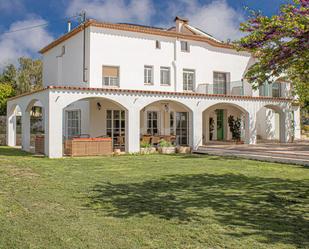 Jardí de Casa o xalet en venda en Vilanova i la Geltrú amb Aire condicionat, Calefacció i Piscina