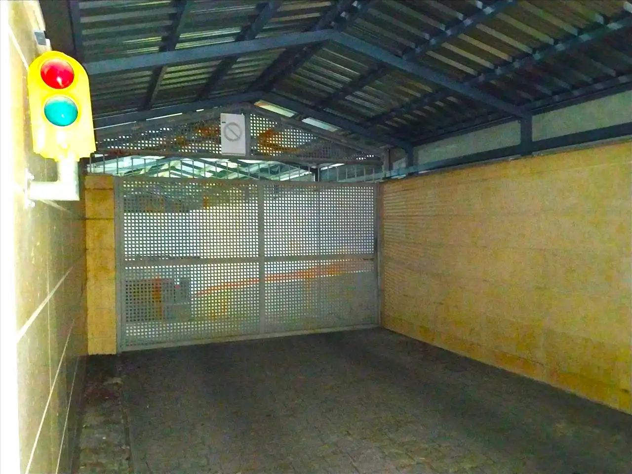 Garatge en venda a LOS ALUCHES, La Lastra