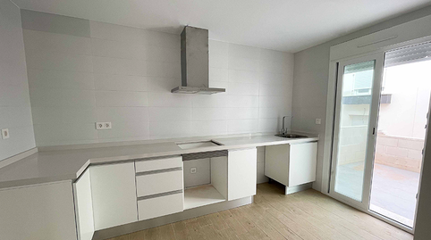 Foto 3 de Casa o xalet en venda a Avenida de Finlandia, Puerto Marino, Alicante