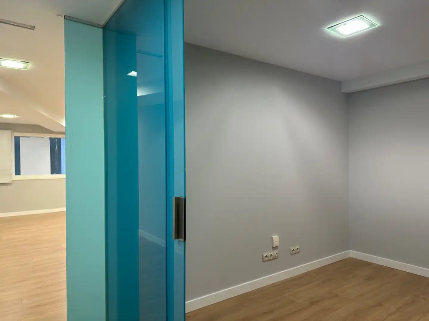 Büro zur Miete in Santiago de Compostela  mit Terrasse