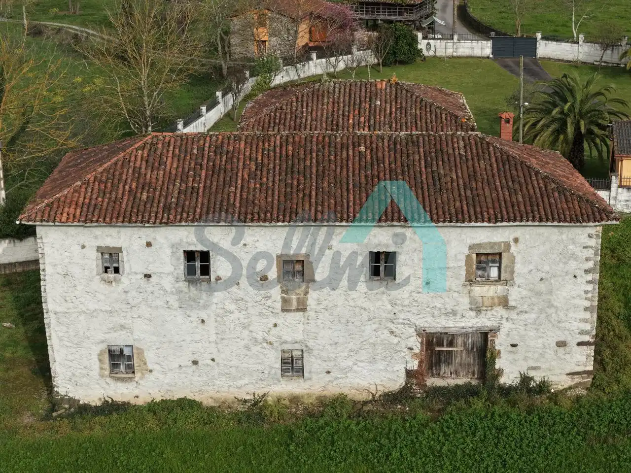Casa o xalet en venda a Llamas, Salas