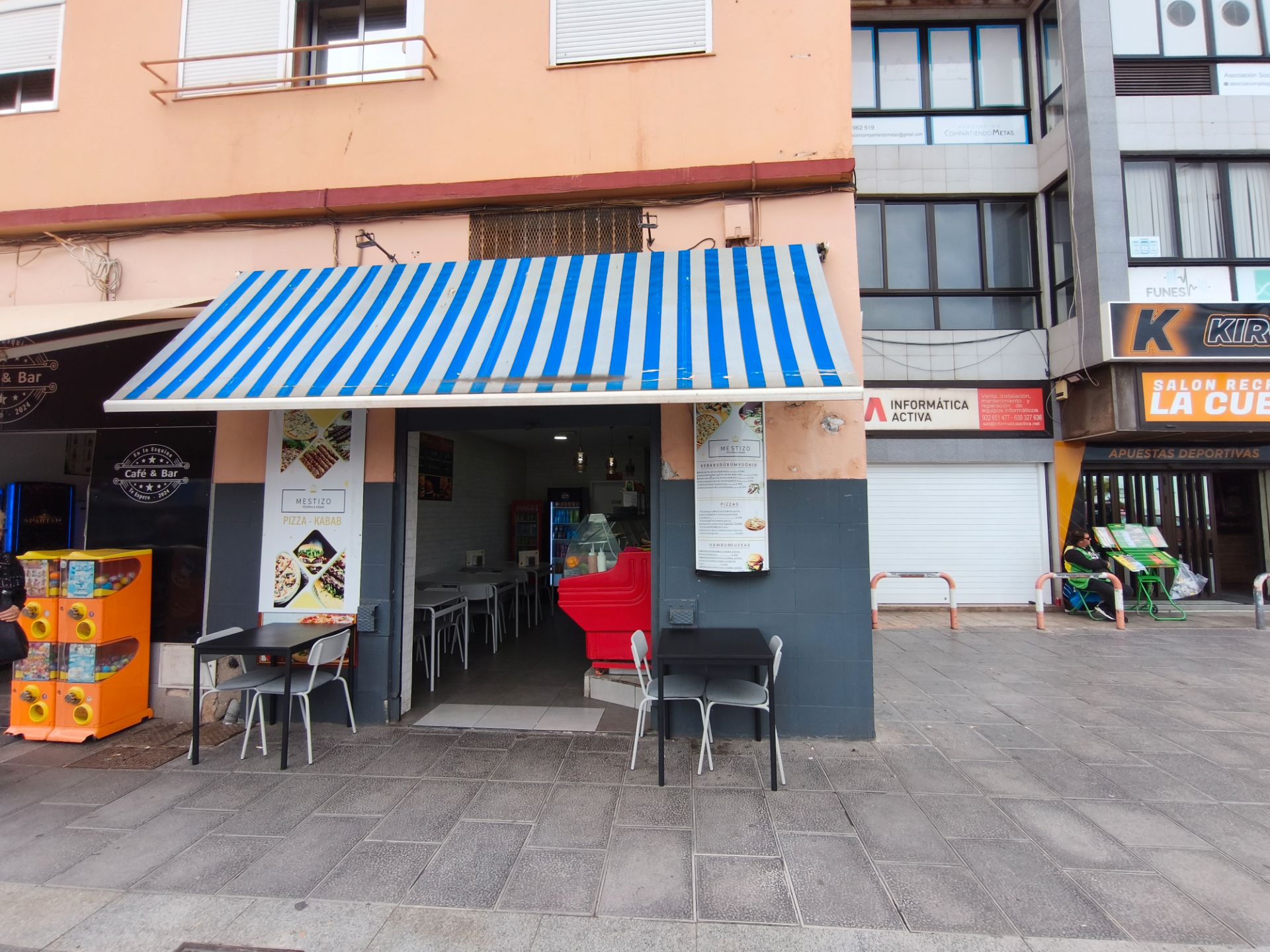 Local en venta en San Cristóbal de la Laguna con Amueblado