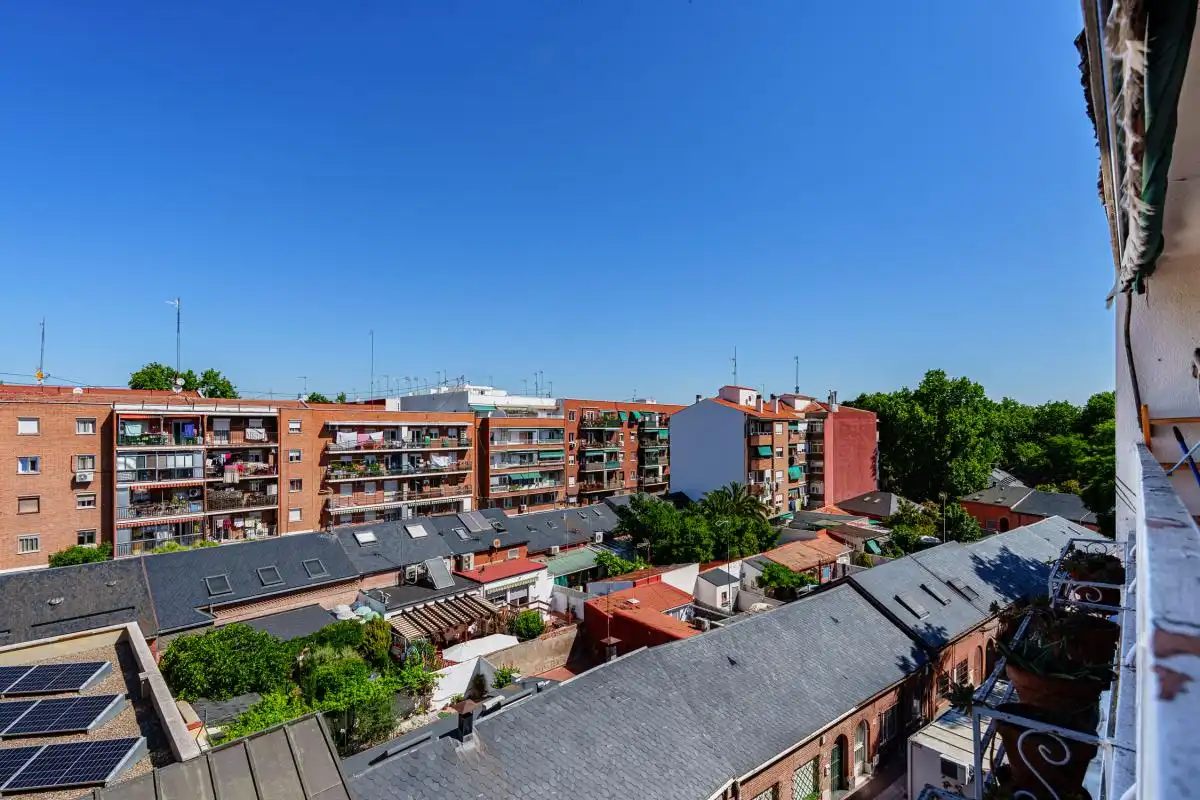Exterior view of Flat for sale in Madrid  with Heating, Terrace and Balcony