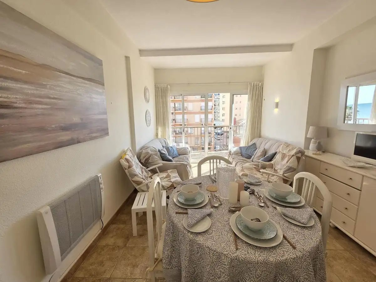 Comedor de Apartamento en venta en Fuengirola con Terraza y Amueblado