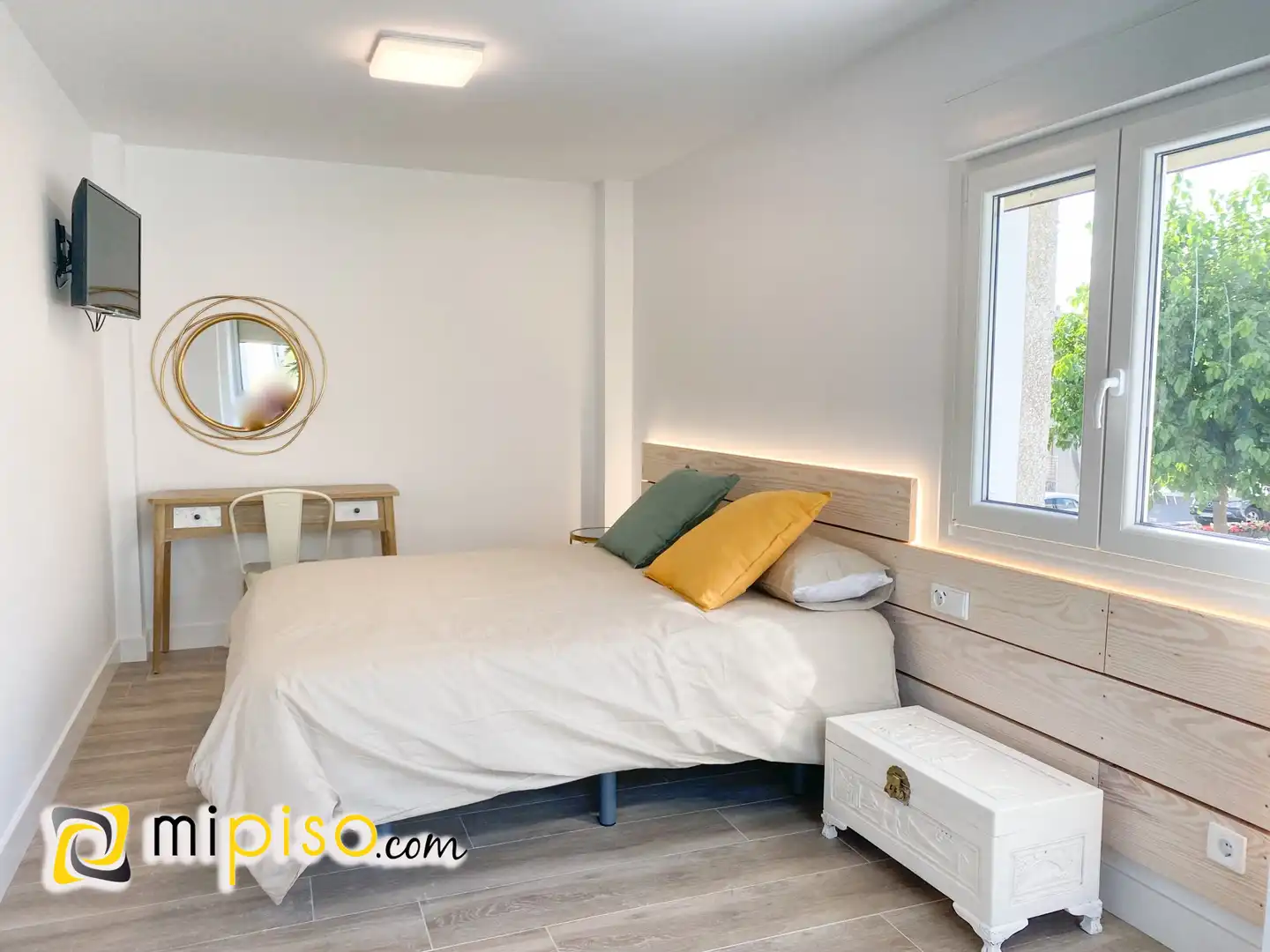 Schlafzimmer von Wohnung zum Verkauf in Laredo mit Terrasse und Möbliert