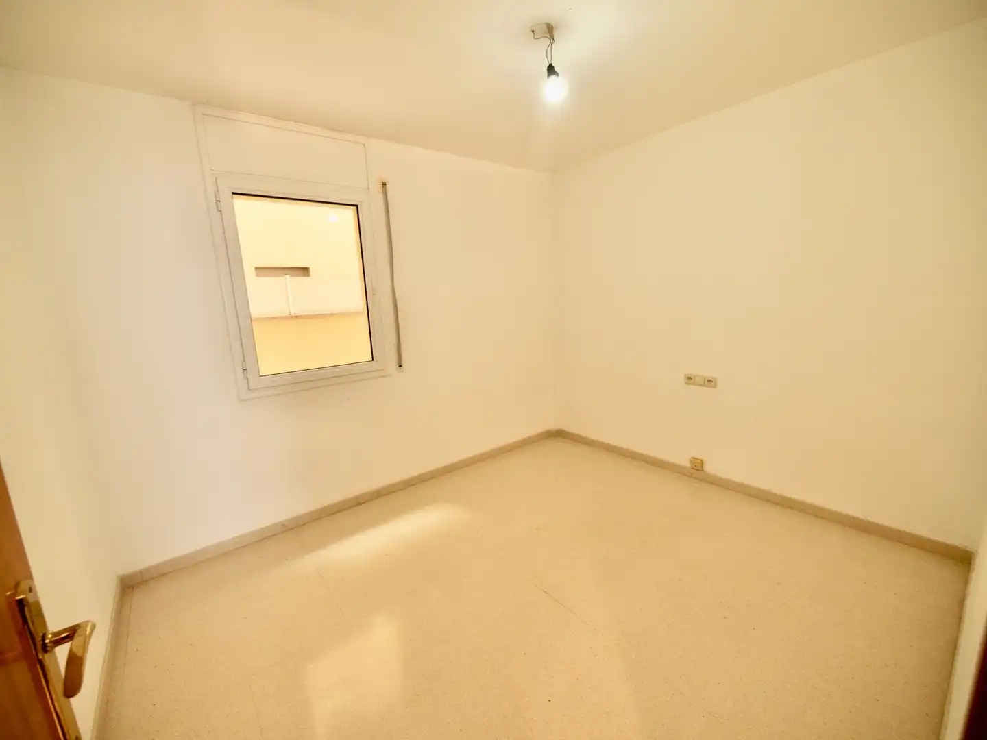 Piso de alquiler en Terrassa con Calefacción, Terraza y Horno